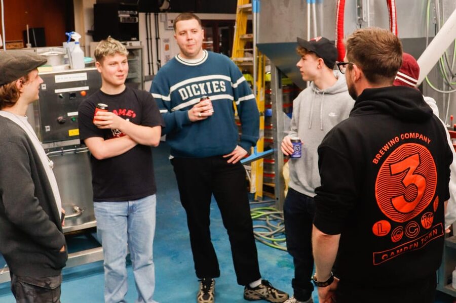 3 Locks Brewing Company: Guided tasting and brewery tour - Inside the brewhouse