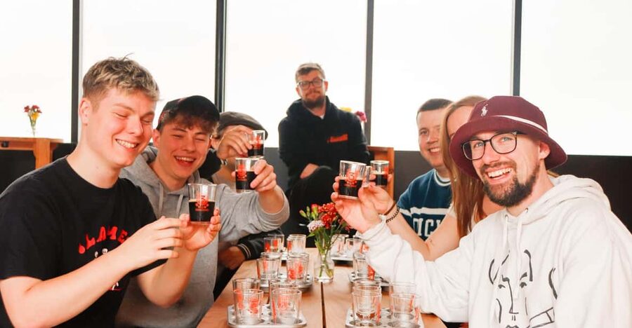 3 Locks Brewing Company: Guided tasting and brewery tour - Who will enjoy this most
