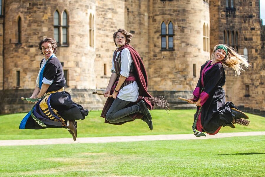 Alnwick: Alnwick Castle Ticket - Artisans Courtyard and Dragon’s Quest