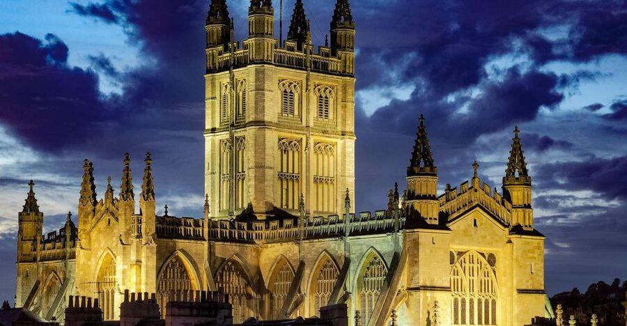 Bath: 90-Minute Private Ghost Walking Tour - Starting outside Bath Abbey after dark