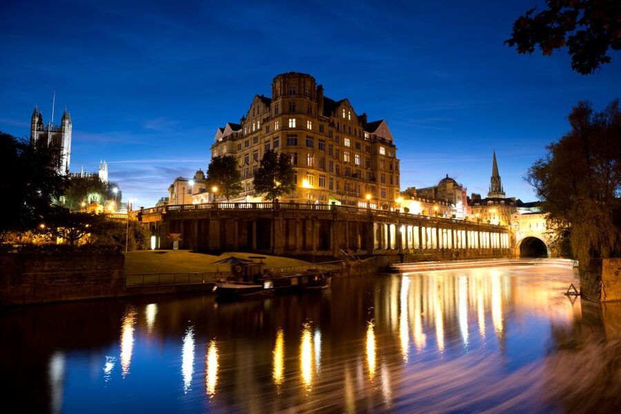 Bath: 90-Minute Private Ghost Walking Tour - Execution areas, illness, and public fear