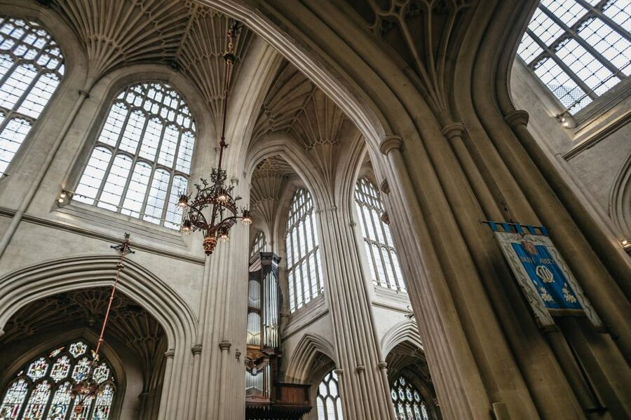 Bath: Bath Abbey and Discovery Centre Entry - See the Abbey’s past in the Discovery Centre