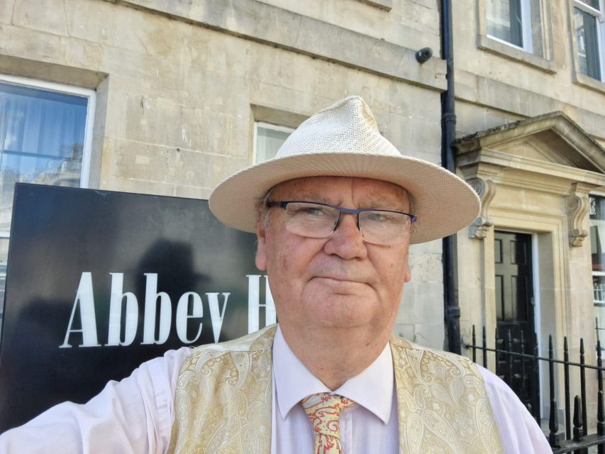 Bath: Guided Walking Tour - Starting beside Bath Abbey