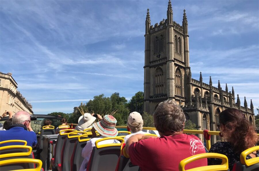 Bath: Tootbus Bath Discovery Hop-On Hop-Off Tour - Pulteney Bridge gives you one of Bath’s best photo stops