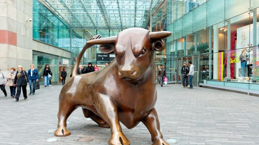Birmingham: City Walking Tour and Exploration Game - Finding the Floozy in the Jacuzzi