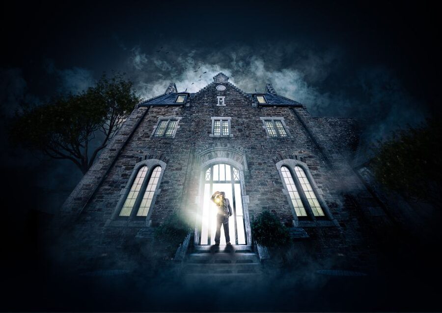 Bodmin: Bodmin Jail Entry Ticket & Dark Walk - Walking the original Naval Wing