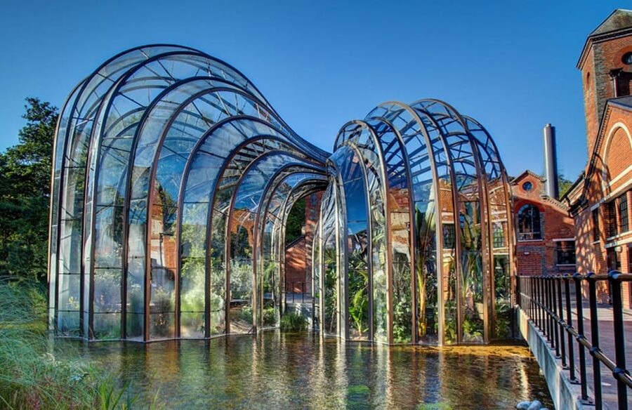 Bombay Sapphire Gin Distillery Tour - Who will enjoy this distillery visit?