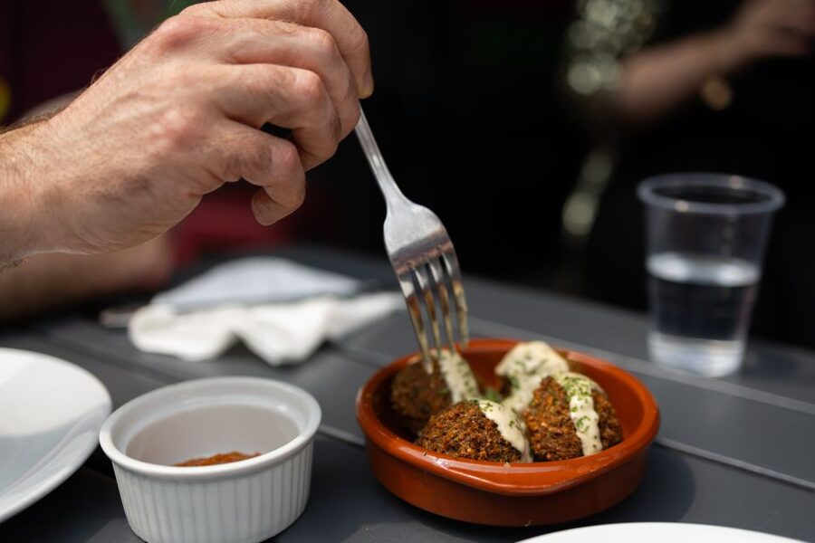 Brighton: Walking Food Tour (Vegan and Vegetarian options) - Starting near St Bartholomew’s Church