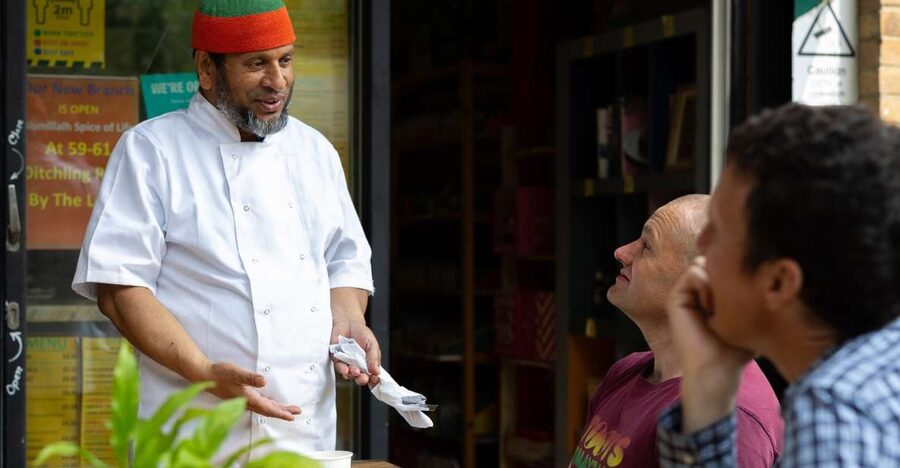 Brighton: Walking Food Tour (Vegan and Vegetarian options) - The Lanes and Brighton’s oldest streets