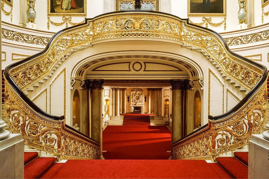Buckingham Palace: The State Rooms Entrance Ticket - Who will enjoy this Buckingham Palace ticket?