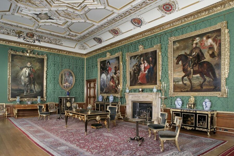 Buckingham Palace & Windsor Castle: Full-Day Tour - Windsor Castle, the oldest and largest part of the day
