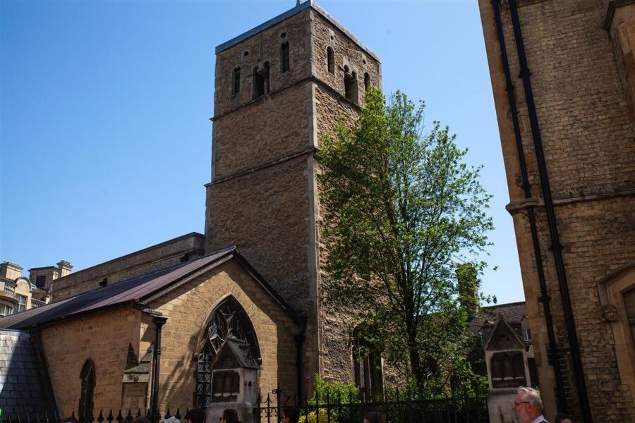 Cambridge: 2-Hour Private University Walking Tour - The old church and Cambridge’s scientific side