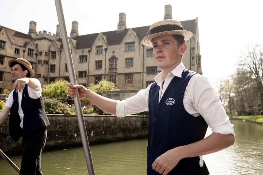Cambridge: Alumni-Led Walking & Punting Tour w/Kings College - Who will enjoy this most?