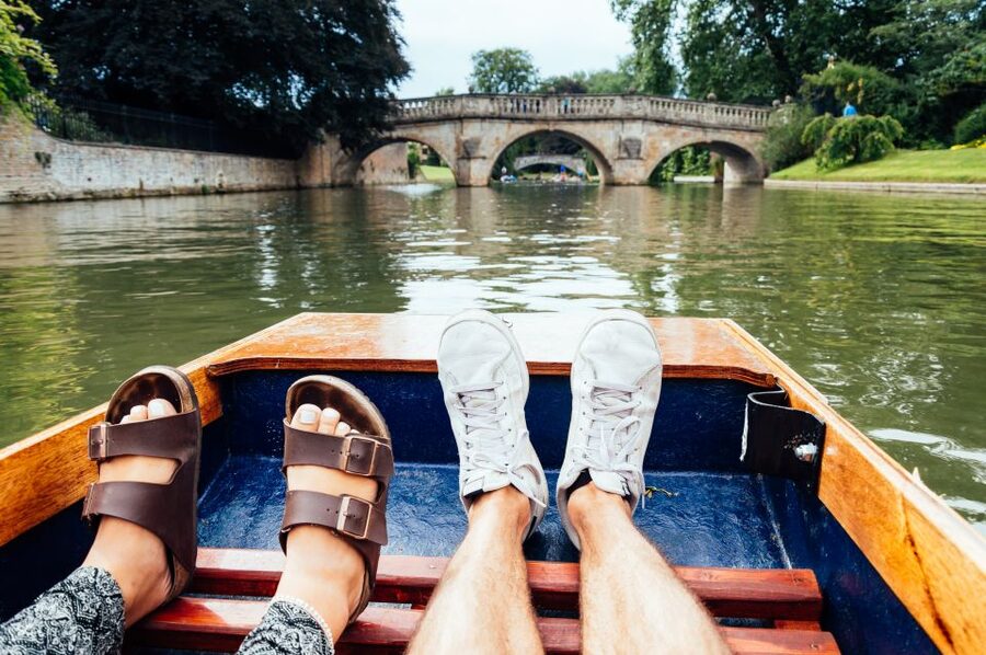 Cambridge: Alumni-Led Walking & Punting Tour w/Kings College - The Cam from a chauffeured punt