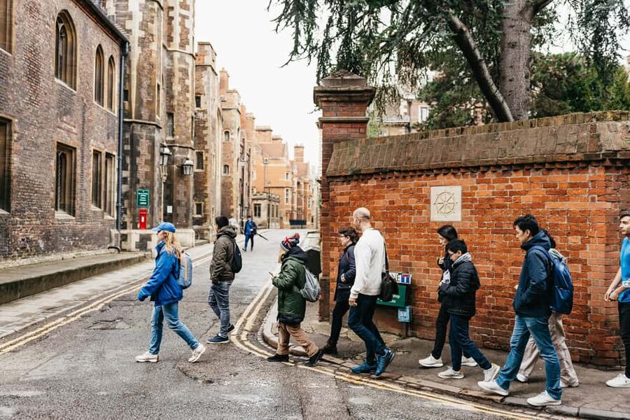 Cambridge: Alumni-Led Walking Tour w/ King's College Option - King’s Parade gives you an immediate Cambridge setting