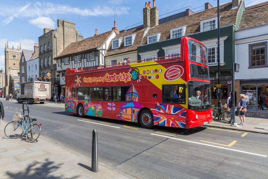 Cambridge: City Sightseeing Hop-On Hop-Off Bus Tour - Starting at Silver Street and reaching the old center