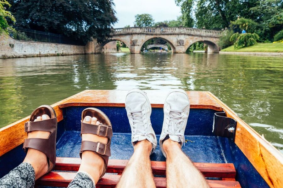 Cambridge: Guided River Cam Punting Tour - Cushions, blankets, and the comfort factor