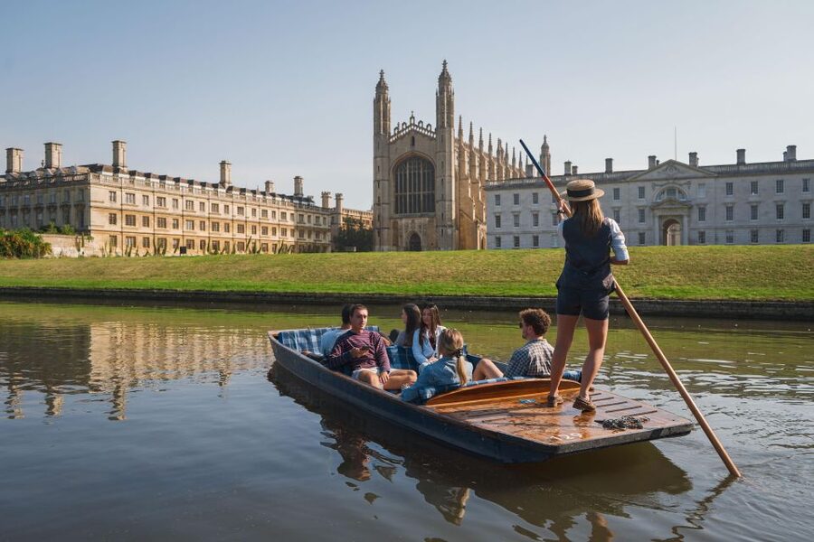 Cambridge: Guided Shared River Punting Tour - What makes this Cambridge punt worth your time