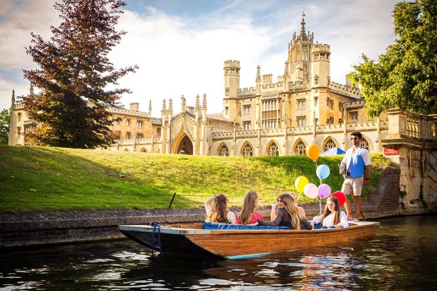Cambridge: Shared Punting Tour with Guide - Key points to know before booking