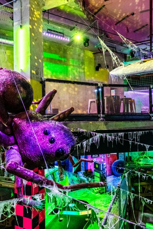 Camden: Junkyard Golf Club Tickets for 9 or 18 Holes - How much time should you allow?