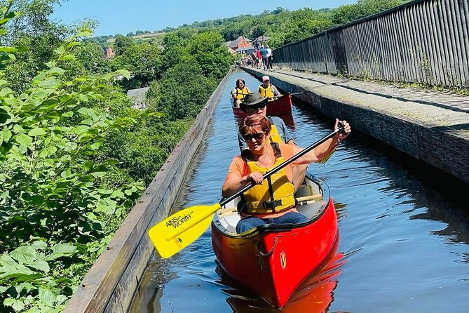 Canoe Trip Over the Pontcysyllte Aqueduct - Canal traffic, waiting, and the real pace of the outing