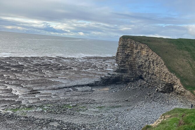 Cardiff: South Wales Cliffs, Beaches & Castles Day Tour - The guide shapes the day