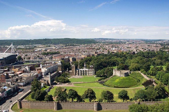 Cardiff: Welsh Castles, Mountains & Steam Railway Day Tour - Caerphilly Castle is the day’s main attraction
