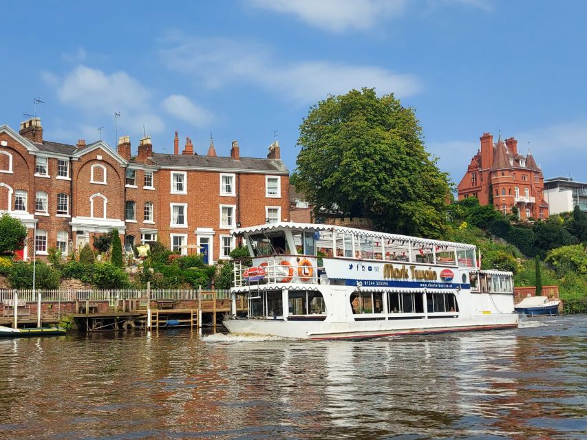 Chester: Half-Hour City Cruise - The broad turn at the Earl’s Eye