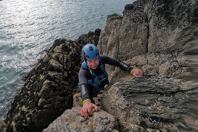 Coasteering (Cliff Jumping, Scrambling, Wild Swimming) on Anglesey - The jump is optional, the scenery is not