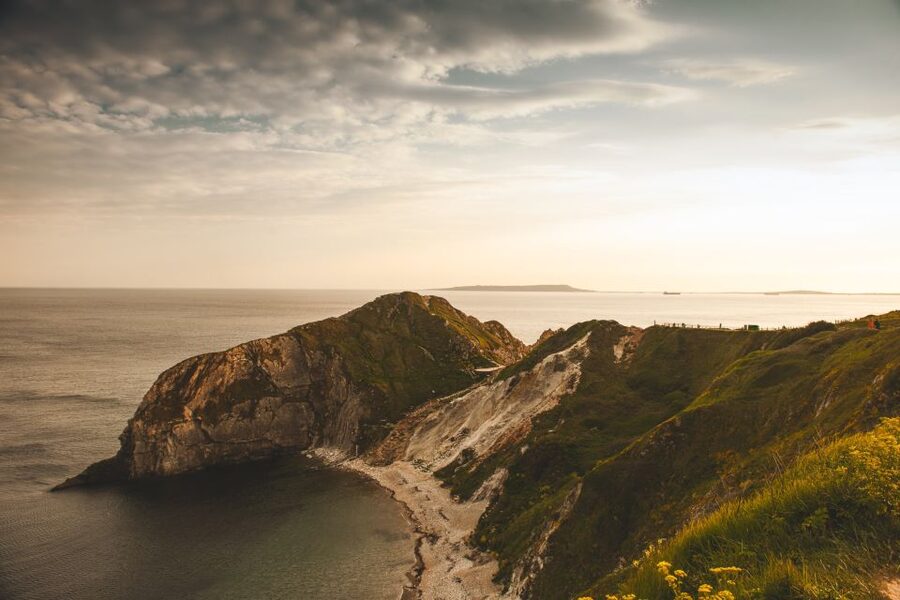 Devon and Cornwall: 5-Day Tour from London - Who will get the most from the $1,180 price