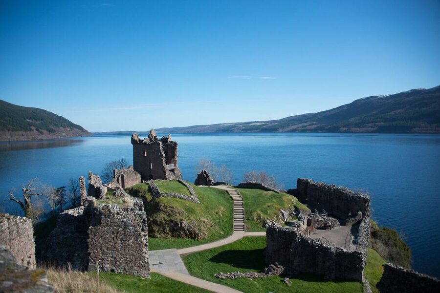 Dochgarroch: Loch Ness and Caledonian Canal 2-Hour Cruise - Cruising the Caledonian Canal