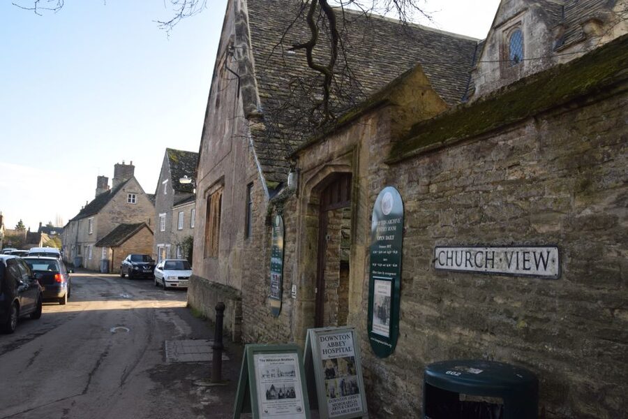 Downton Abbey and Village Small Group Tour from London - Who will enjoy this day most