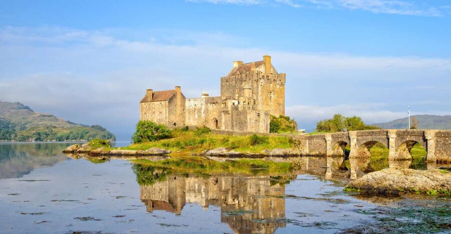 Edinburgh: Eilean Donan, Loch Ness & Glenfinnan 2-Day Tour - Inveraray gives you a useful lunch break
