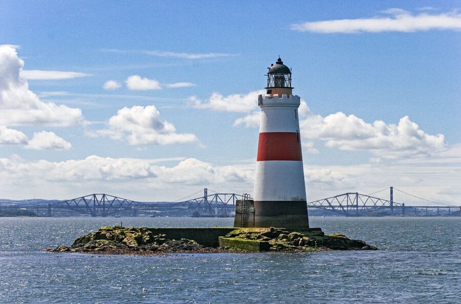 Edinburgh: 'Firth of Forth' Three Bridges Sightseeing Cruise - Families, groups, and who will enjoy it most