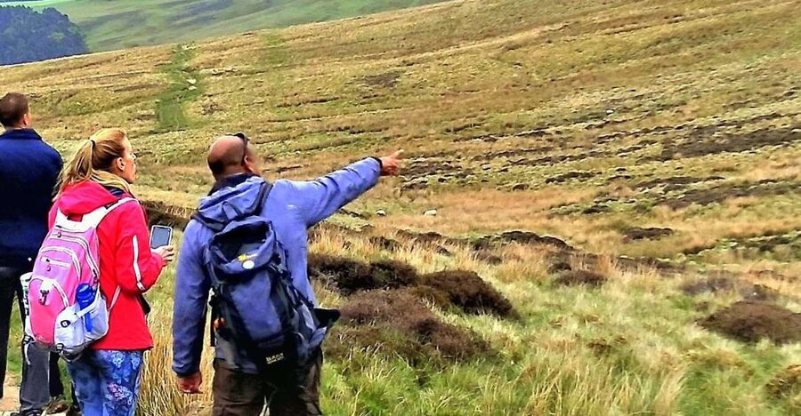 Edinburgh: Hill & Nature Hike With a Local - Nature lessons along the way
