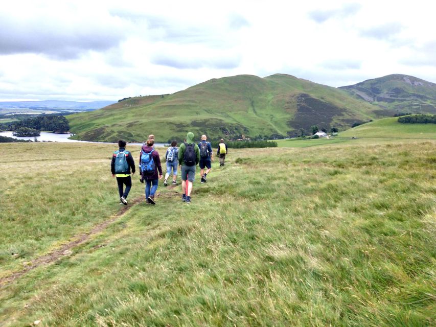 Edinburgh: Hill & Nature Hike With a Local - Scottish weather is part of the itinerary