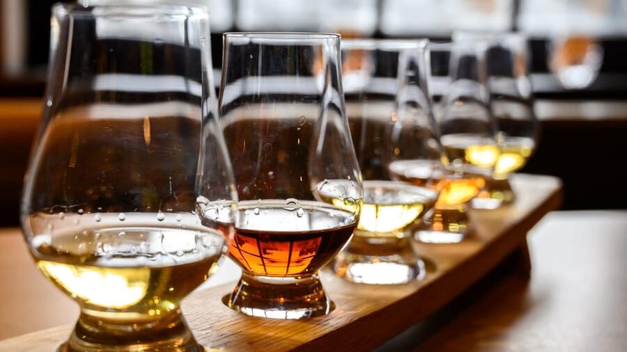 Edinburgh: Loch Ness, Scenic Walk, Glencoe & Whisky Day Tour - The whisky stop offers a dram, not a full distillery visit
