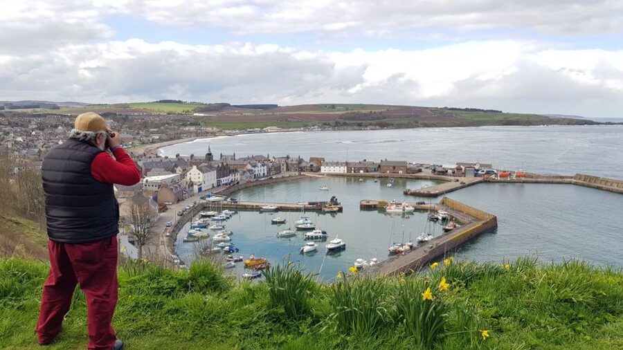Edinburgh: St Andrews, Dunnottar Castle & Falkland Tour - Weather, clothing, and day-to-day comfort