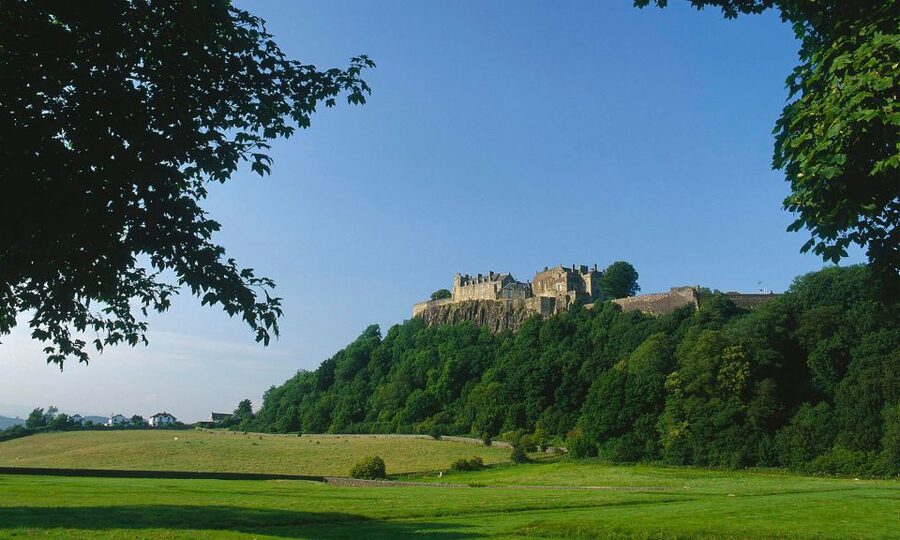 Edinburgh: Stirling, Whisky & St Andrews Tour in Italian - Four Scottish icons from Edinburgh in one day