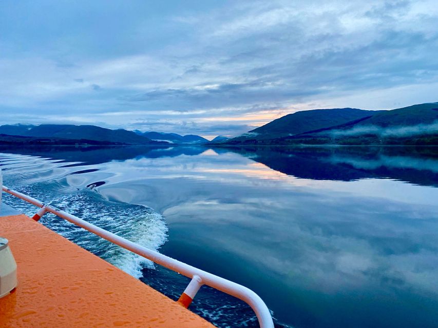 Fort William: Evening Cruise with Views of Ben Nevis - Seating, drinks, and what to wear