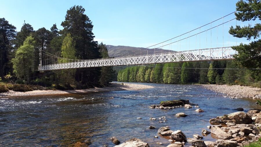 From Aberdeen: Balmoral Estate & Royal Deeside Tour - Tomnaverie Stone Circle and the older Scotland