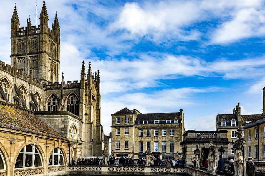From Brighton: Stonehenge and Bath Full-Day Trip - The road to Bath and the change of mood