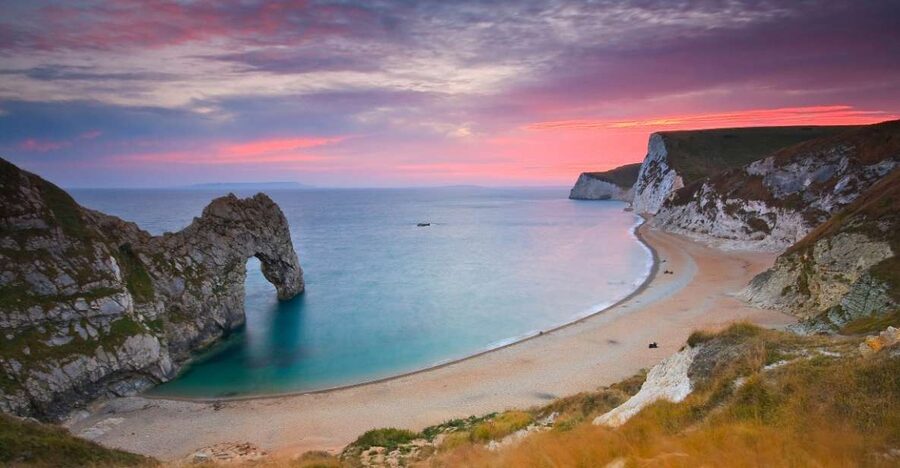 From Bristol: 4-Day Cornwall, Devon & Stonehenge Tour - B&B accommodation and what to pack