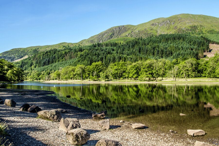 From Edinburgh: Highland Lochs, Glens, and Castles Tour - Loch Lubnaig and the road through Callander