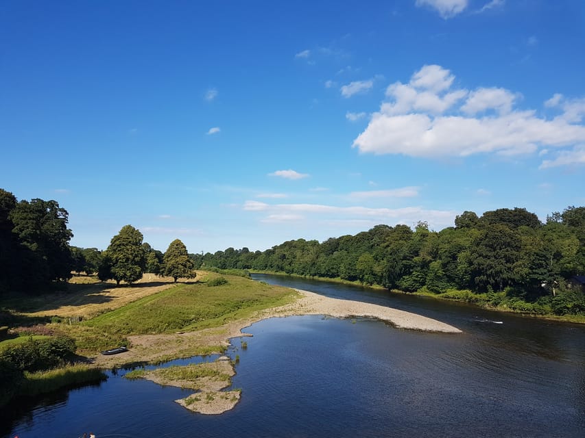 From Edinburgh: Holy Island, Alnwick Castle & Northumbria - Who will enjoy this Northumbria day?