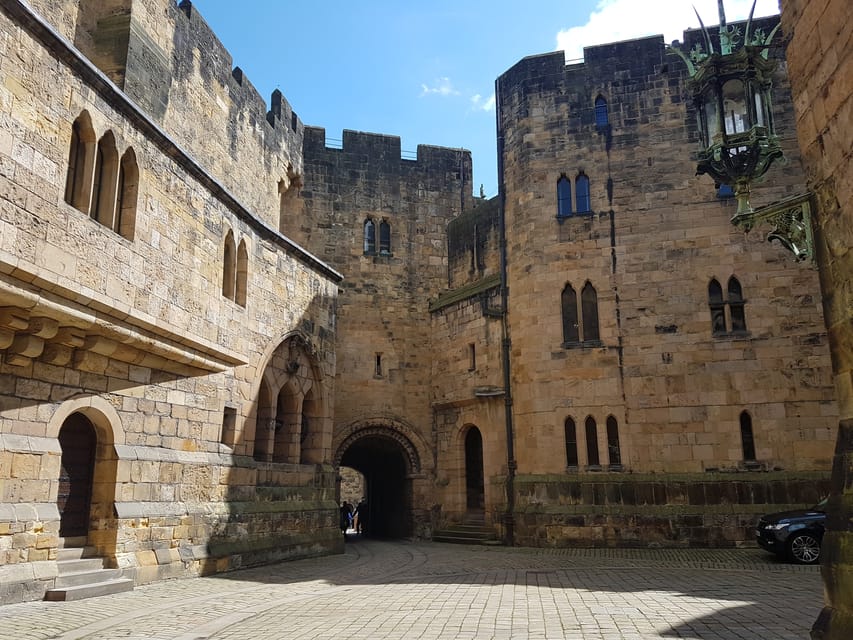 From Edinburgh: Holy Island, Alnwick Castle & Northumbria - Holy Island and the world beyond the causeway
