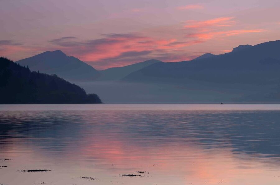 From Edinburgh: Loch Lomond and the West Highlands Day Tour - Kilchurn Castle and Loch Awe
