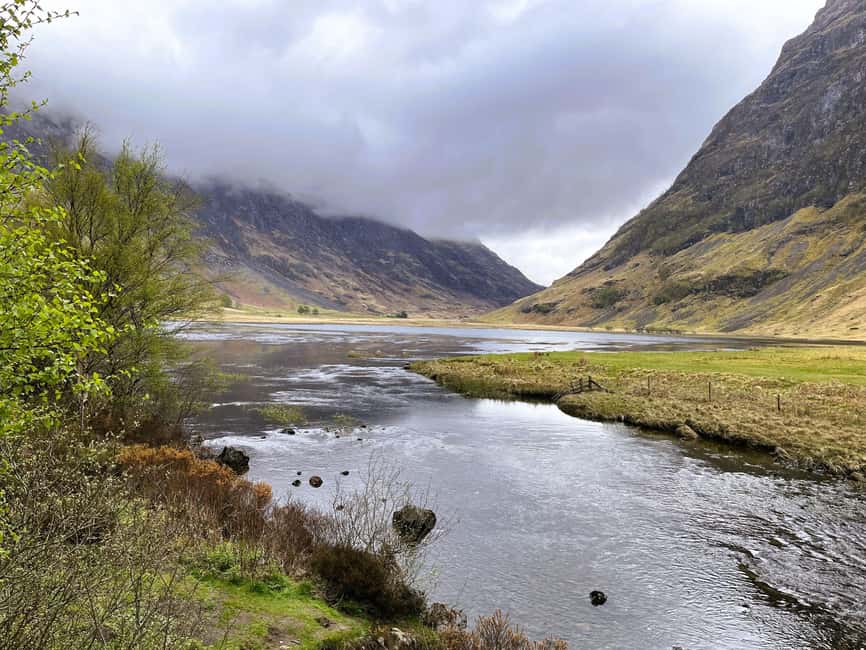 From Edinburgh: Loch Ness, Glencoe & The Highlands Day Trip - Linlithgow, the Kelpies, and Stirling on the way north