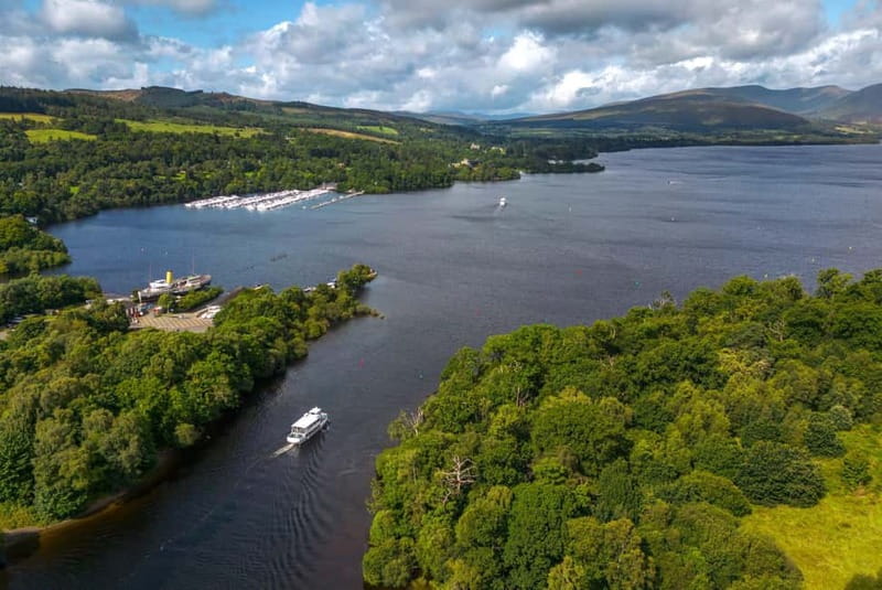 From Edinburgh: Stirling Castle, Kelpies and Loch Lomond - The Kelpies: a powerful start beside the canal