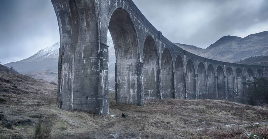 From Glasgow: Glenfinnan, Fort William, and Glencoe Day Trip - Fort William Beneath Ben Nevis